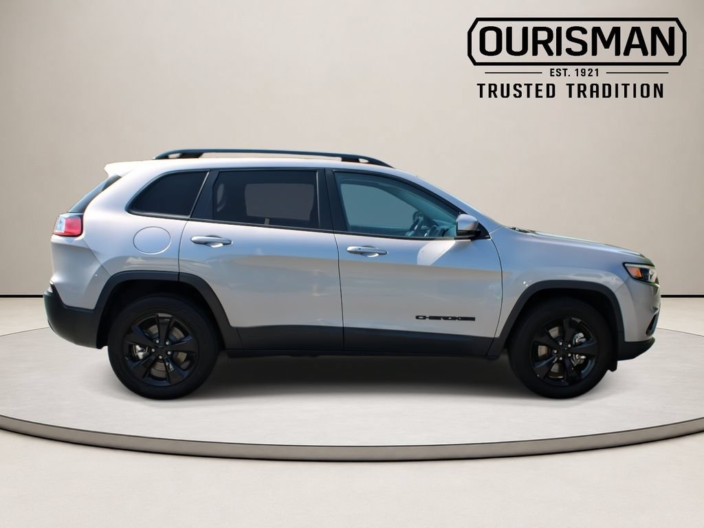 Used 2020 Jeep Cherokee Latitude Plus AWD/4WD image 10