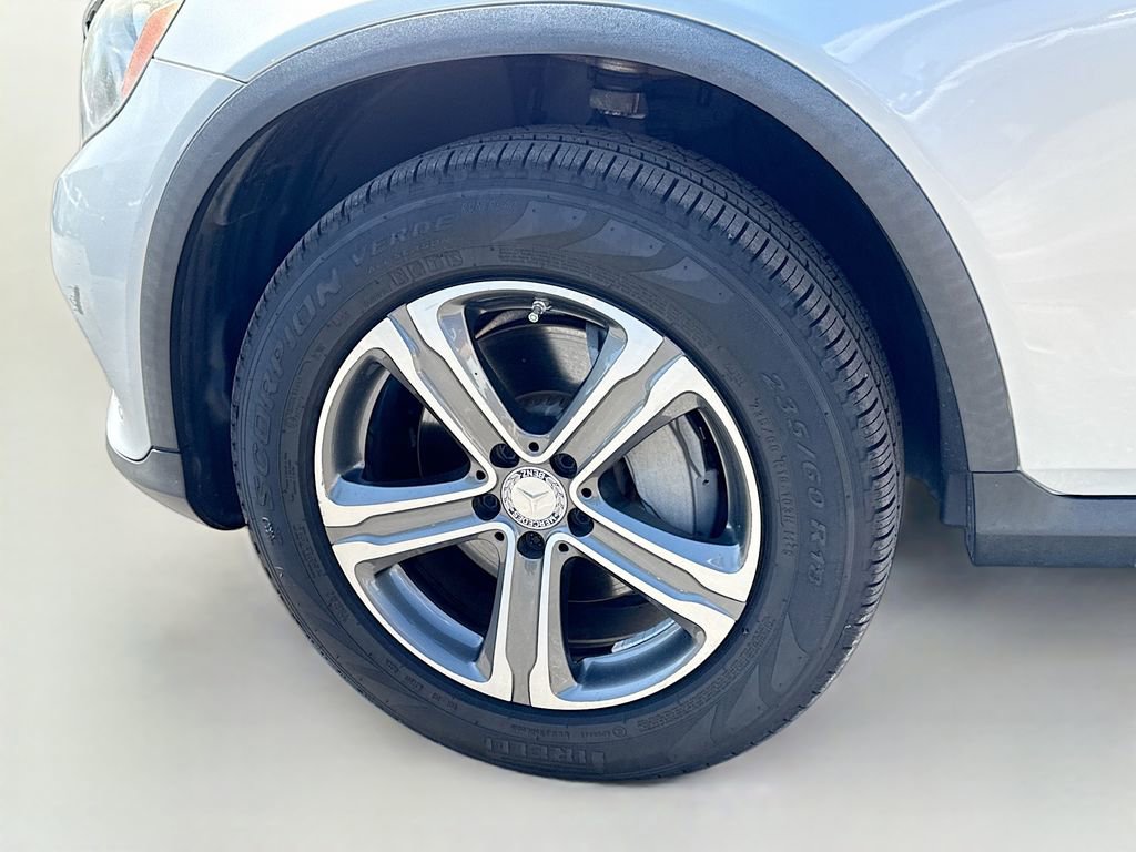 Used 2017 Mercedes-Benz GLC 300 image 40