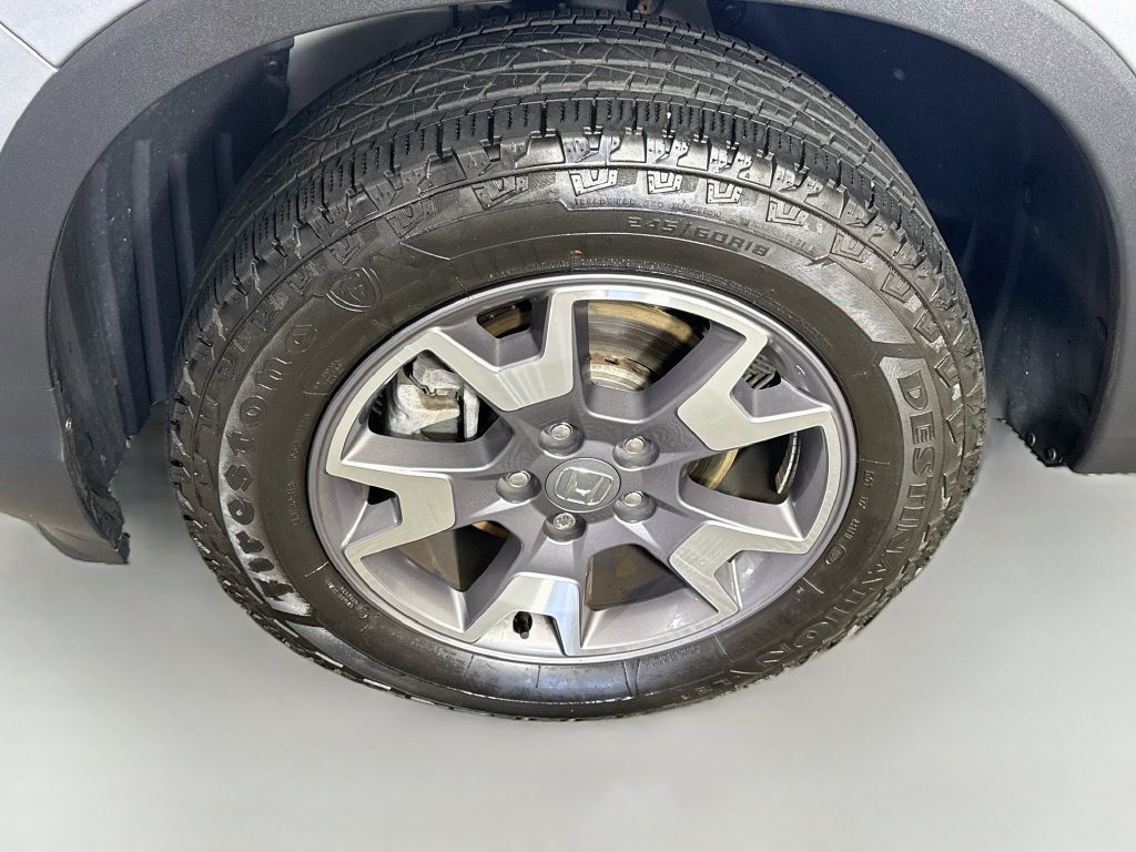 Used 2023 Honda Passport TrailSport image 4
