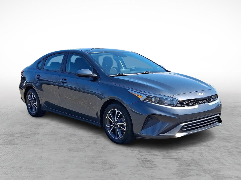 Used 2024 Kia Forte LXS image 7