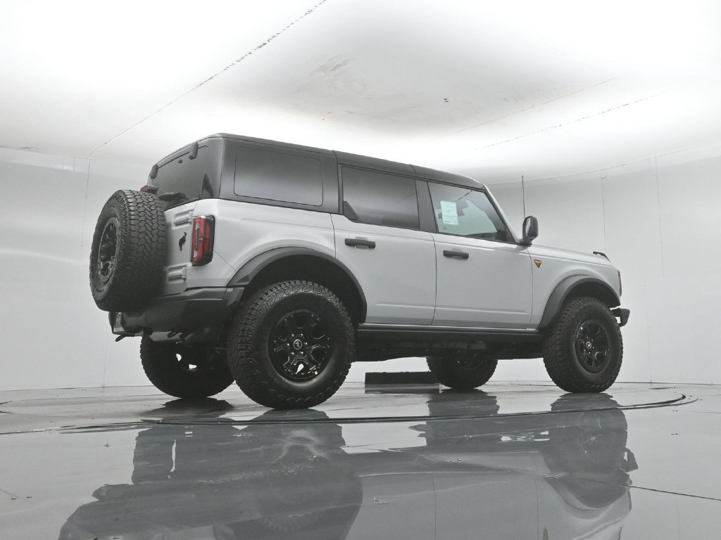 New 2026 Ford Bronco Badlands w/ Wildtrak Package AWD/4WD image 47