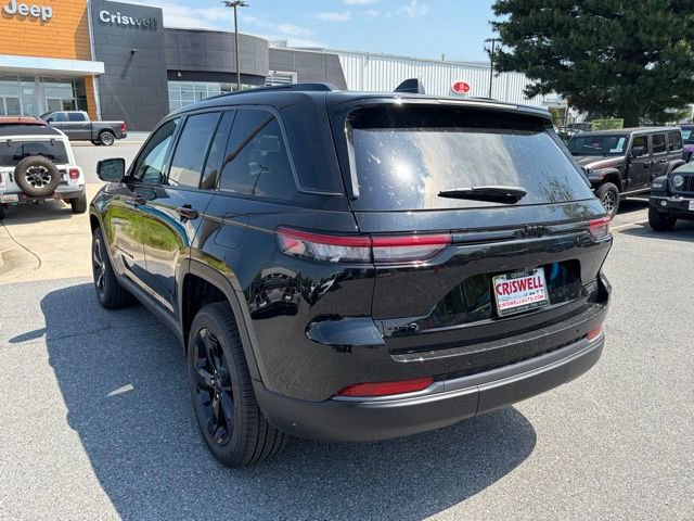 New 2026 Jeep Grand Cherokee Limited AWD/4WD image 3