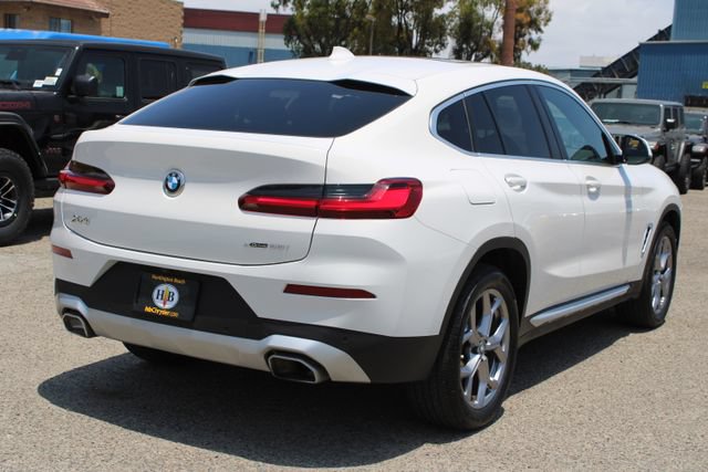 Used 2025 BMW X4 xDrive30i AWD/4WD image 5
