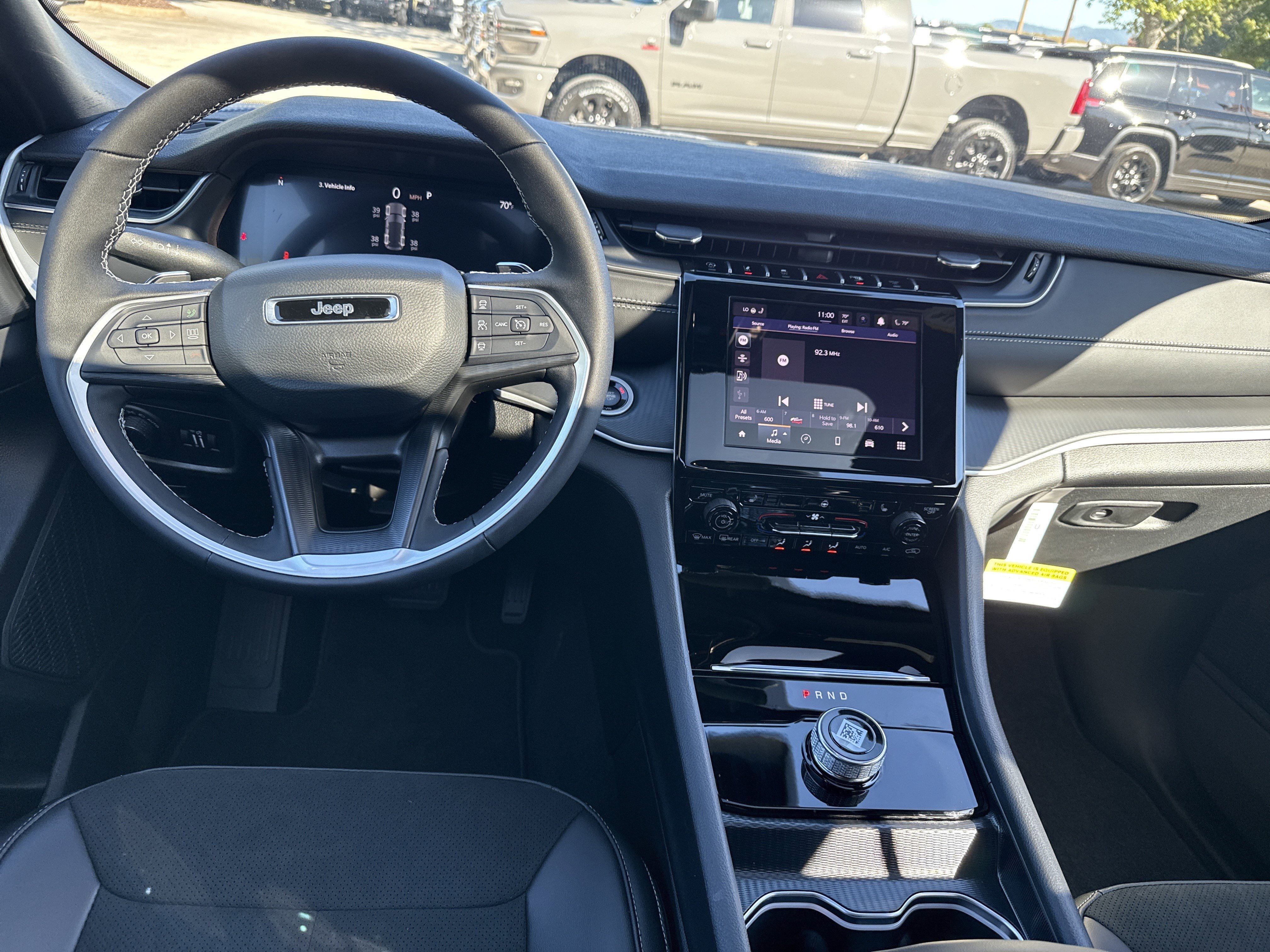 New 2025 Jeep Grand Cherokee Altitude image 22