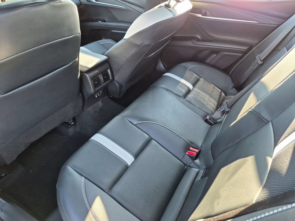 Used 2026 Toyota Camry SE FWD image 28