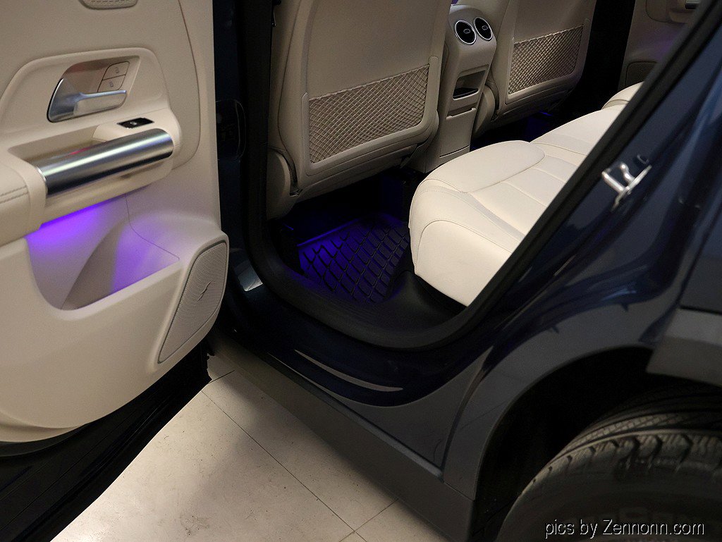 Used 2021 Mercedes-Benz GLA 250 4MATIC image 28