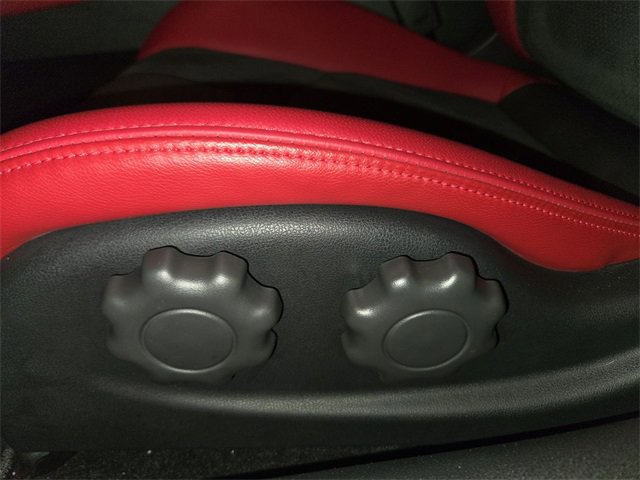 Used 2025 Nissan Z Performance w/ Floor Mat Package image 12