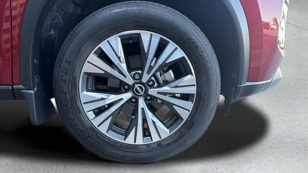 Used 2023 Nissan Rogue SV AWD/4WD image 23