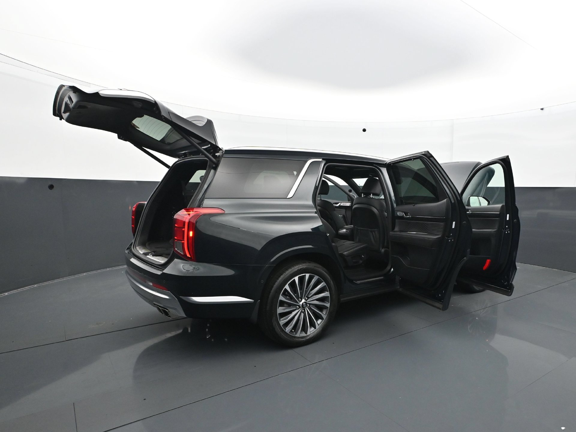 Used 2024 Hyundai Palisade Calligraphy AWD/4WD image 38