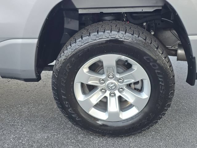 Used 2024 RAM 1500 Laramie RWD image 16