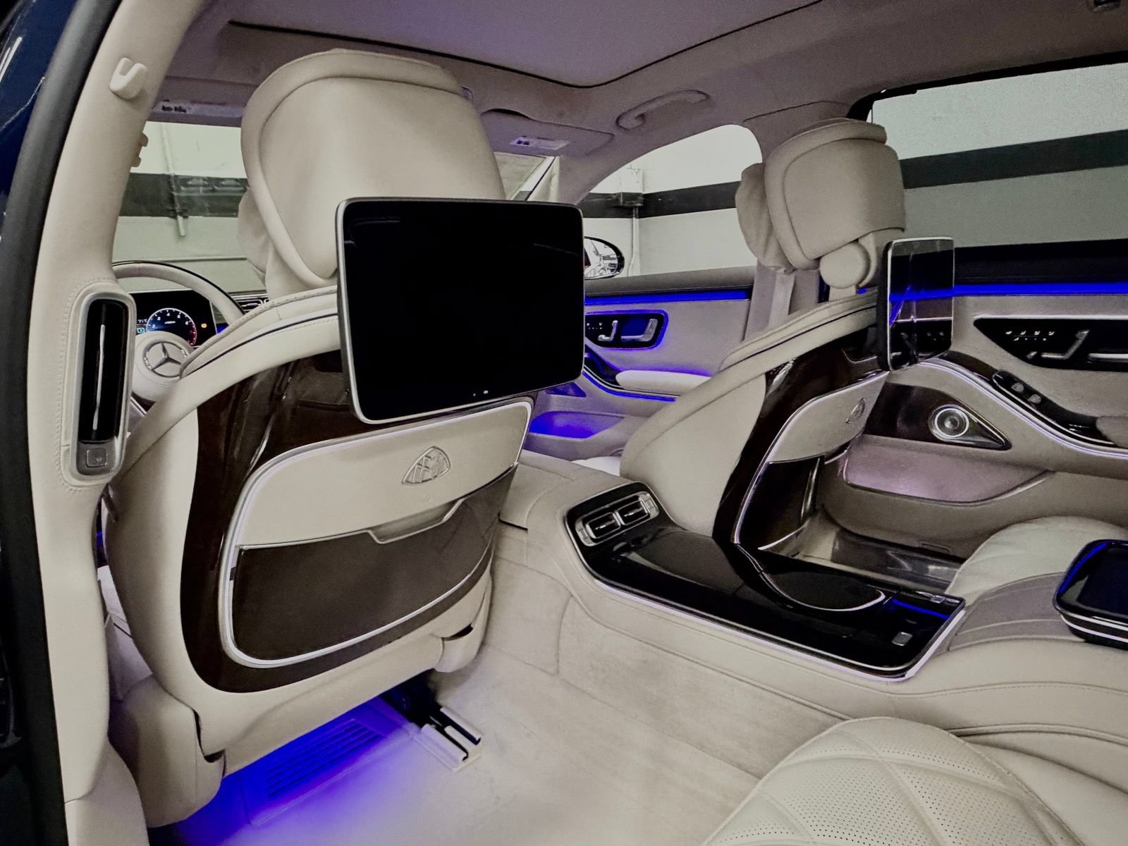 New 2026 Mercedes-Benz Maybach S 580 4MATIC image 30