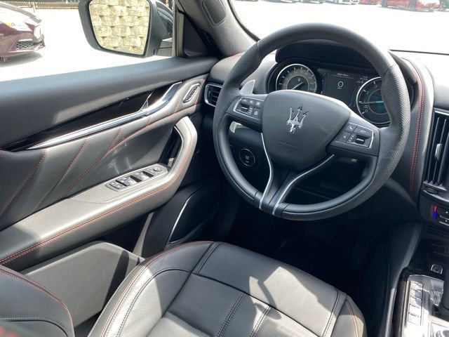 Used 2024 Maserati Levante GT Ultima image 45