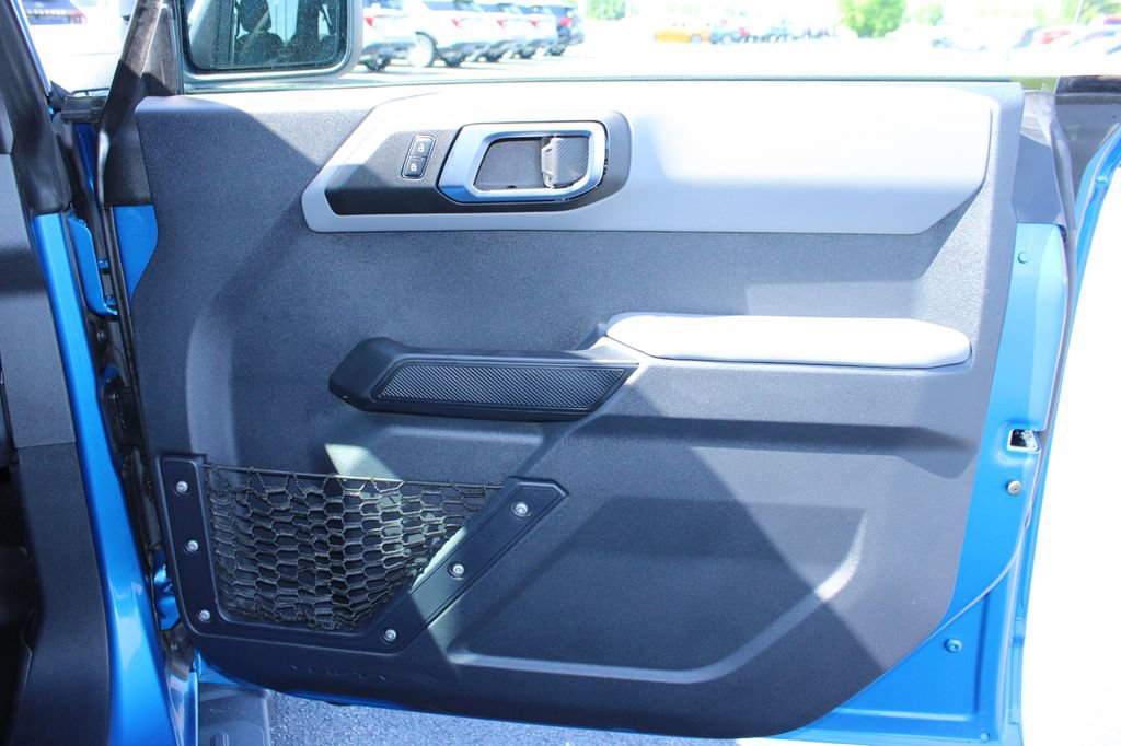 Used 2023 Ford Bronco 4-Door AWD/4WD image 26