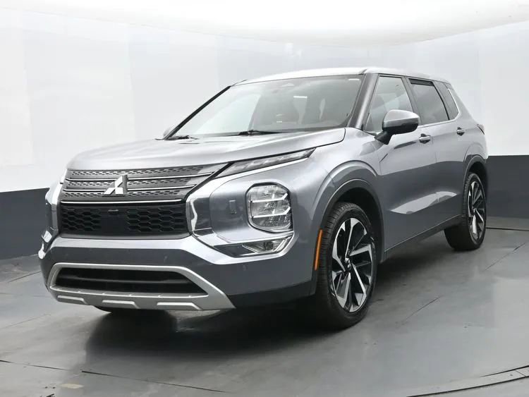 Used 2024 Mitsubishi Outlander Ralliart AWD/4WD image 1