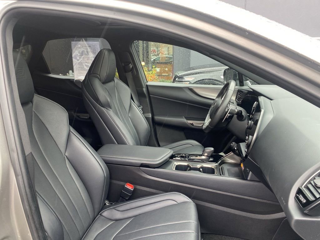 Used 2023 Lexus NX 350 F Sport image 12