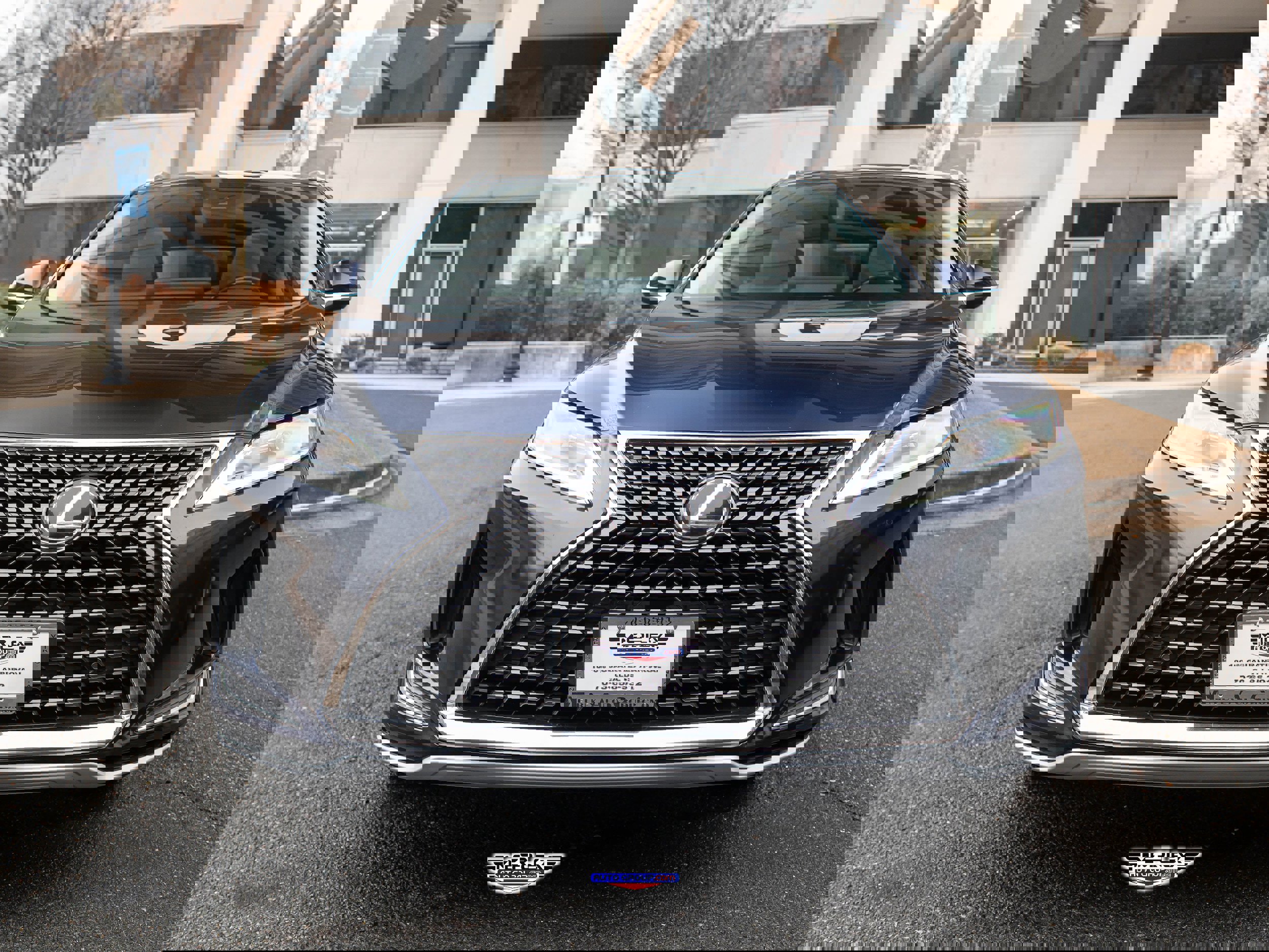 Used 2021 Lexus RX 350L 350L Luxury w/ Premium Package image 2
