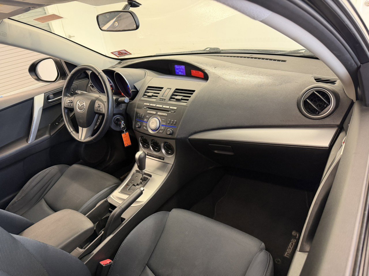 Used 2010 MAZDA MAZDA3 s Sport image 25