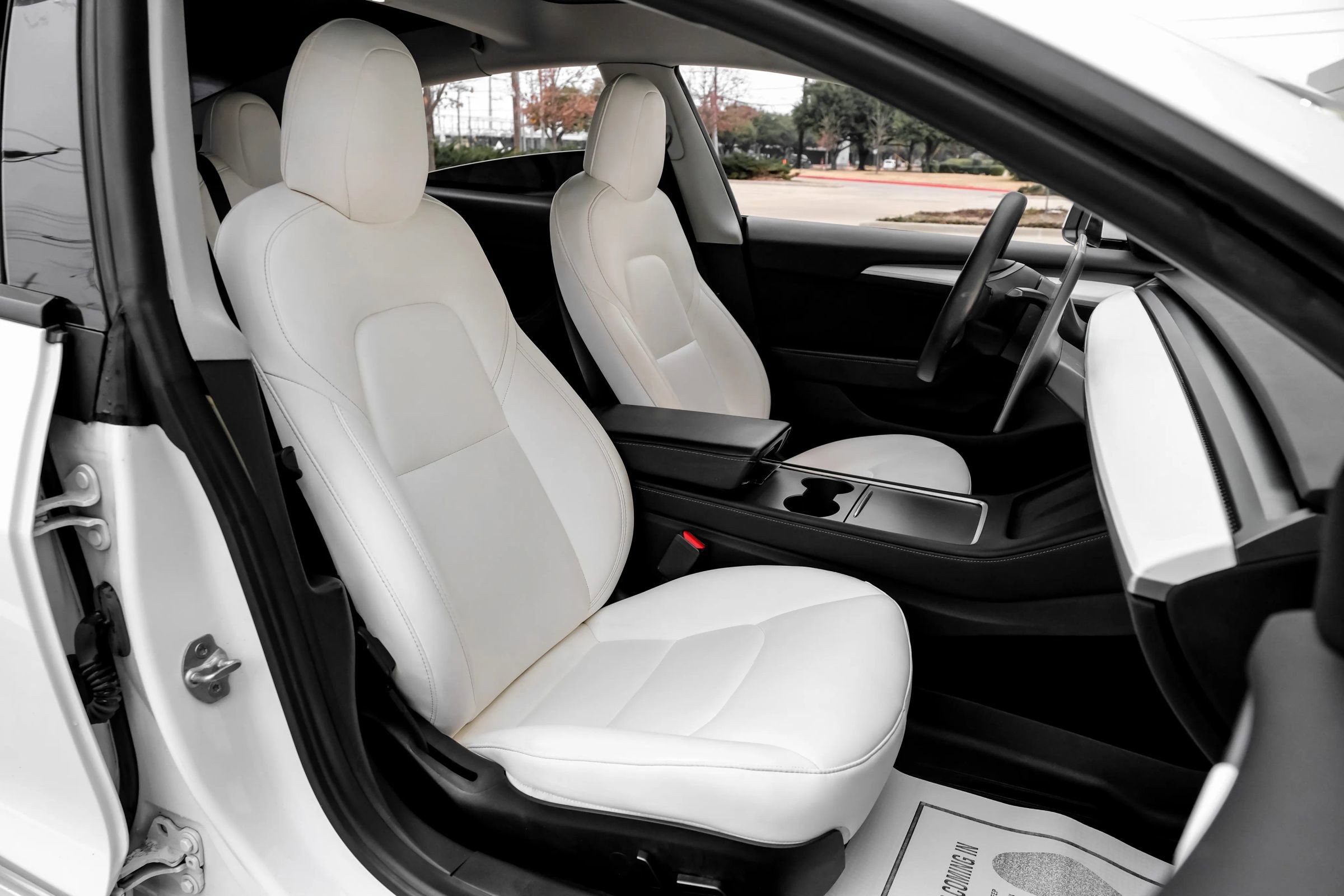 Used 2021 Tesla Model 3 Standard Range Plus image 39