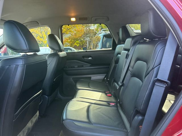 Certified 2024 Nissan Pathfinder SL image 22