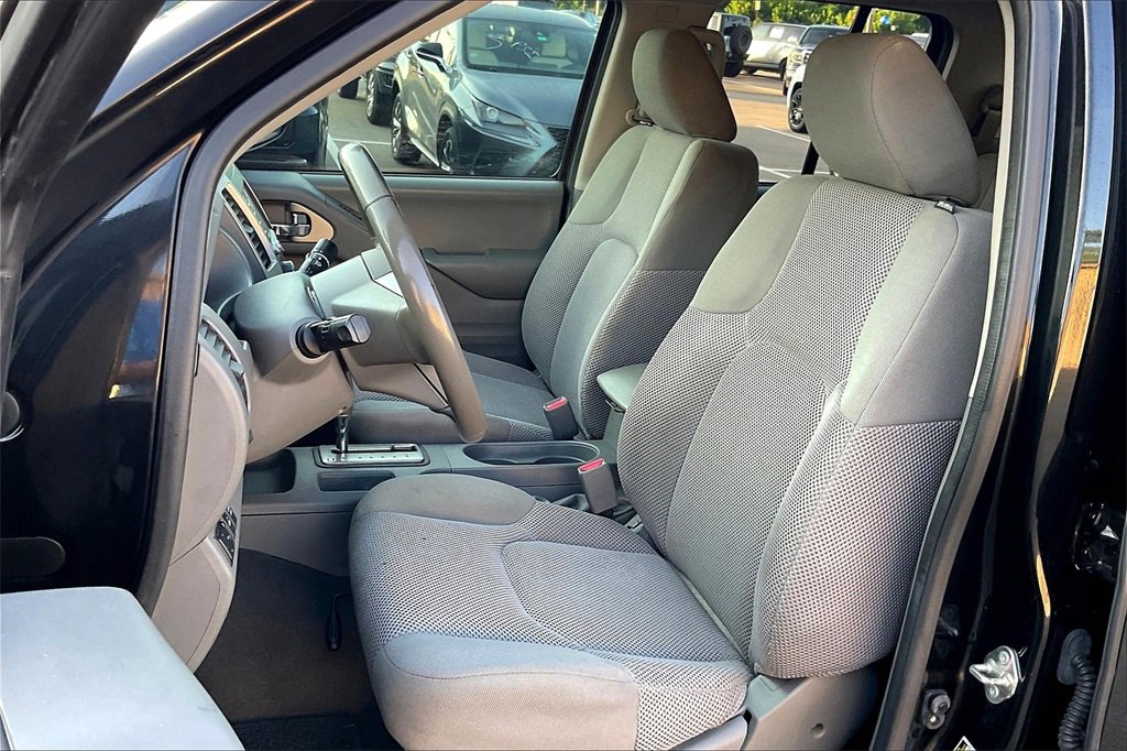 Used 2019 Nissan Frontier SV w/ Value Truck Package image 25