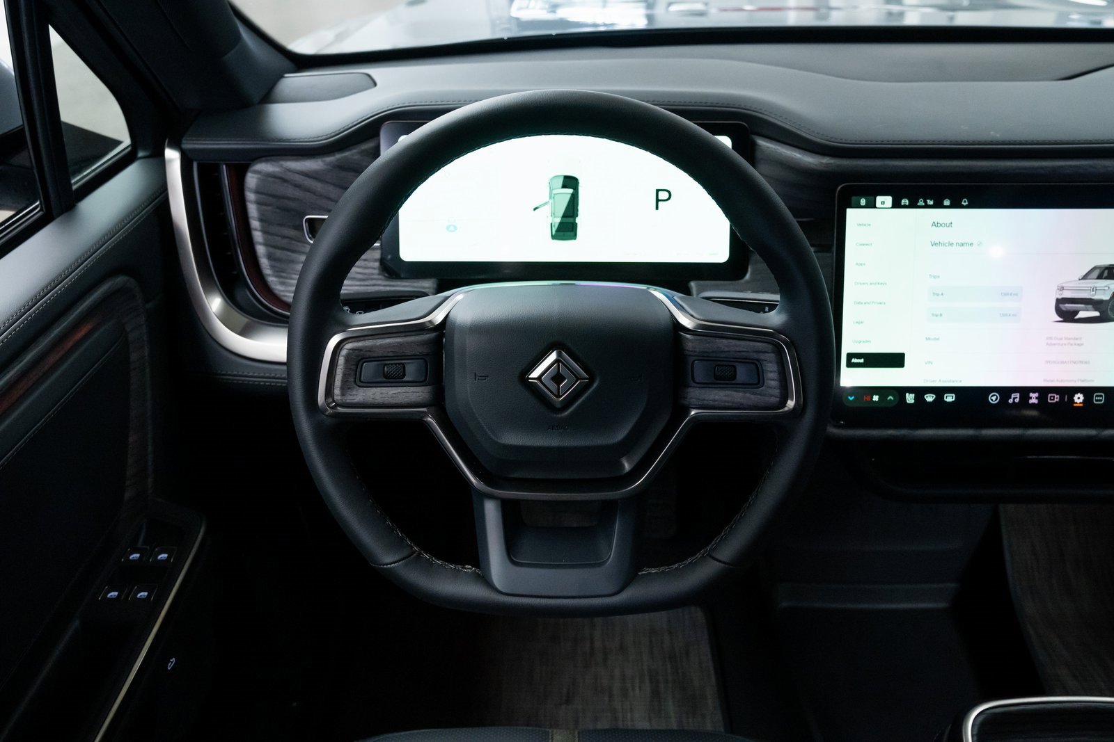 Used 2026 Rivian R1S Adventure image 12