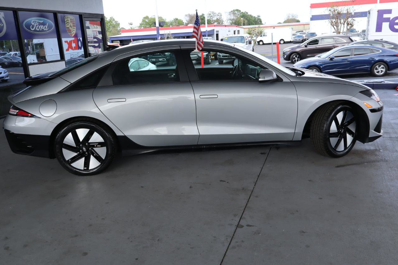 Used 2023 Hyundai Ioniq 6 SE image 4