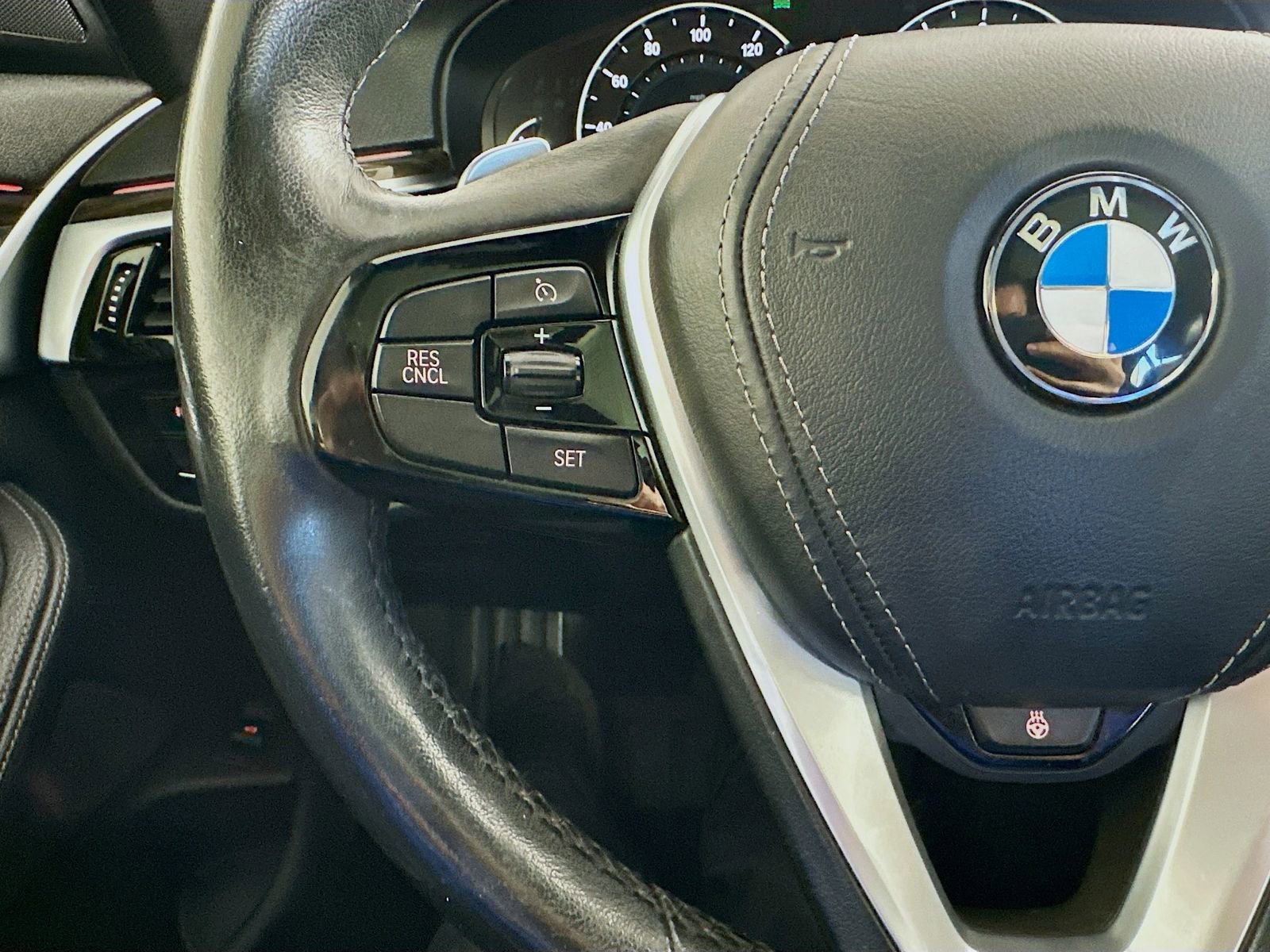 Used 2018 BMW 530i xDrive AWD/4WD image 48