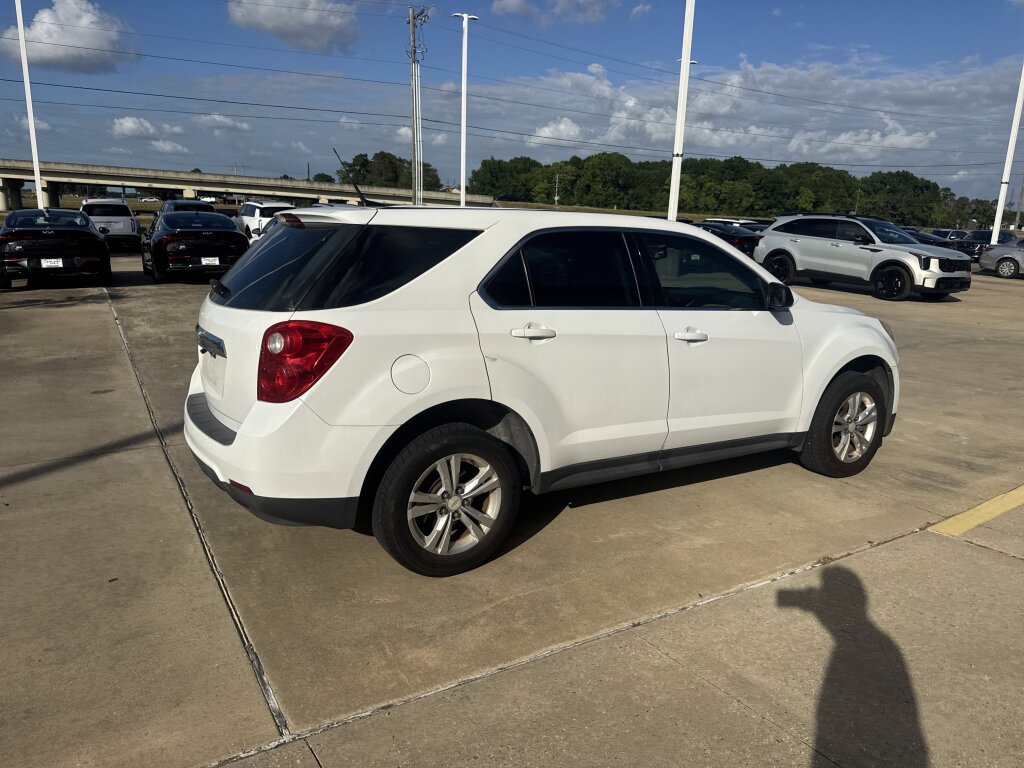 Used 2011 Chevrolet Equinox LS w/ Bluetooth Package image 14