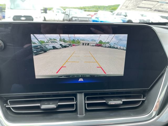 Used 2024 Chevrolet Trax ACTIV w/ Sunroof Package FWD image 20