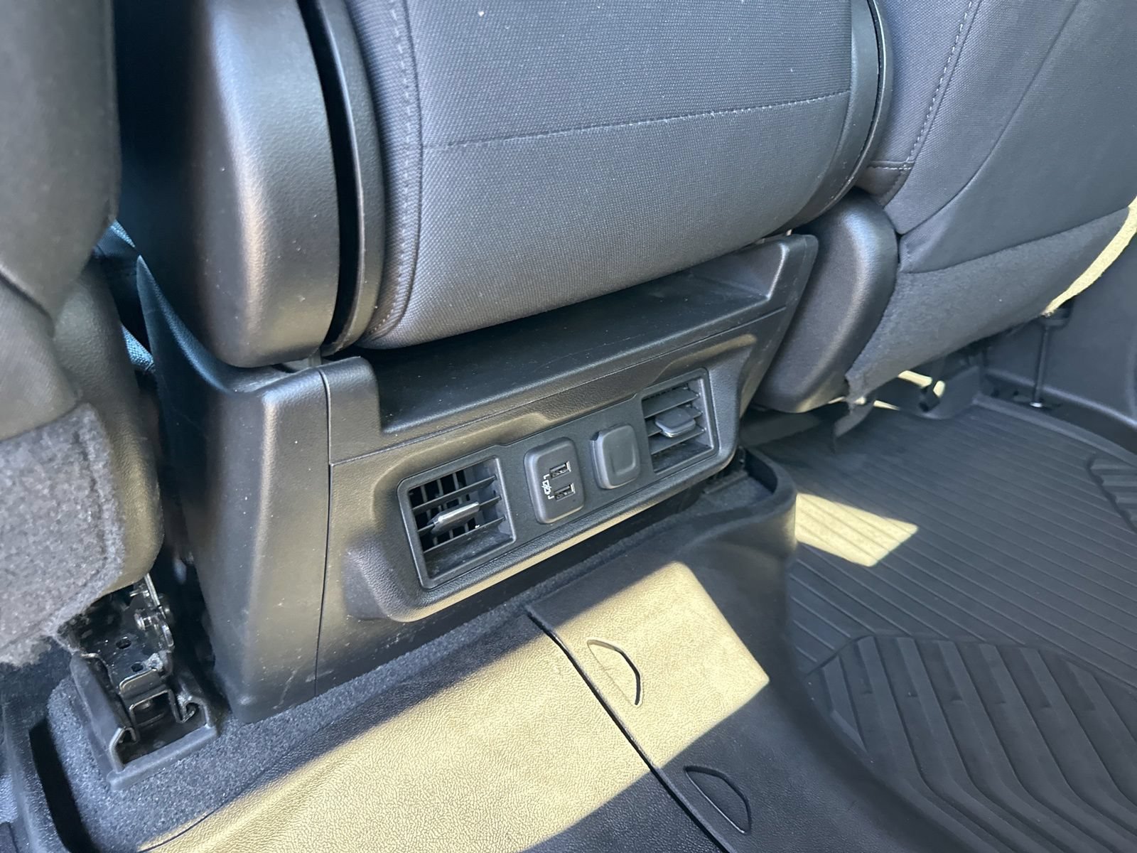 Used 2021 Chevrolet Silverado 1500 RST AWD/4WD image 17