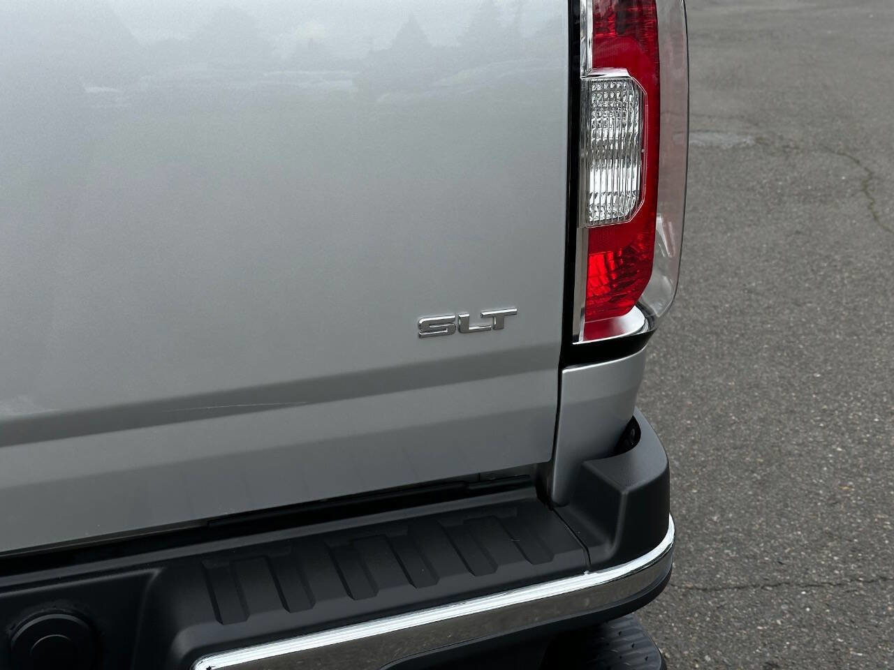 Used 2016 GMC Canyon SLT AWD/4WD image 7