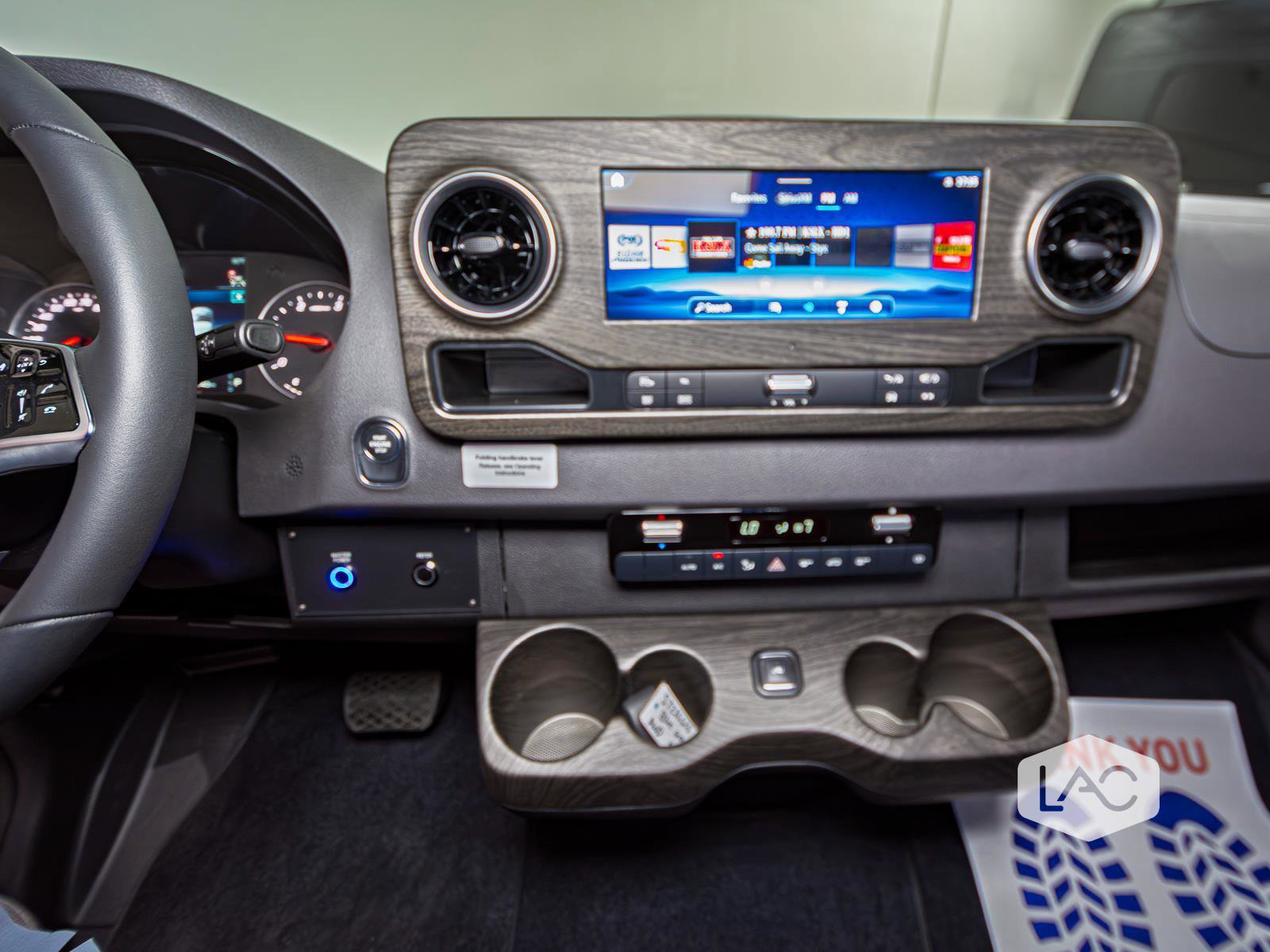 Used 2025 Mercedes-Benz Sprinter 3500 image 18