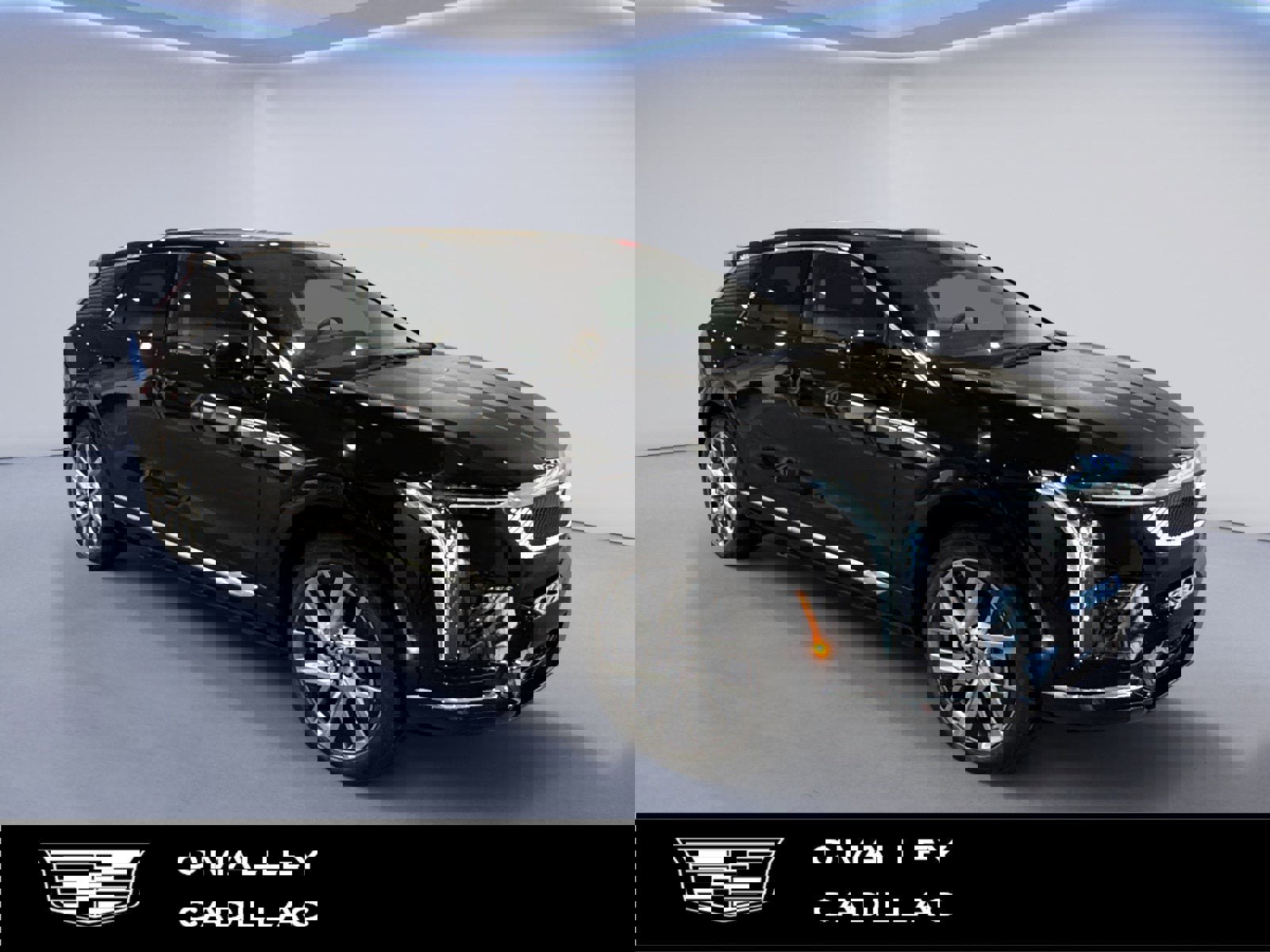 New 2026 Cadillac Optiq Luxury 1 w/ LPO, Floor Liner Package AWD/4WD image 7