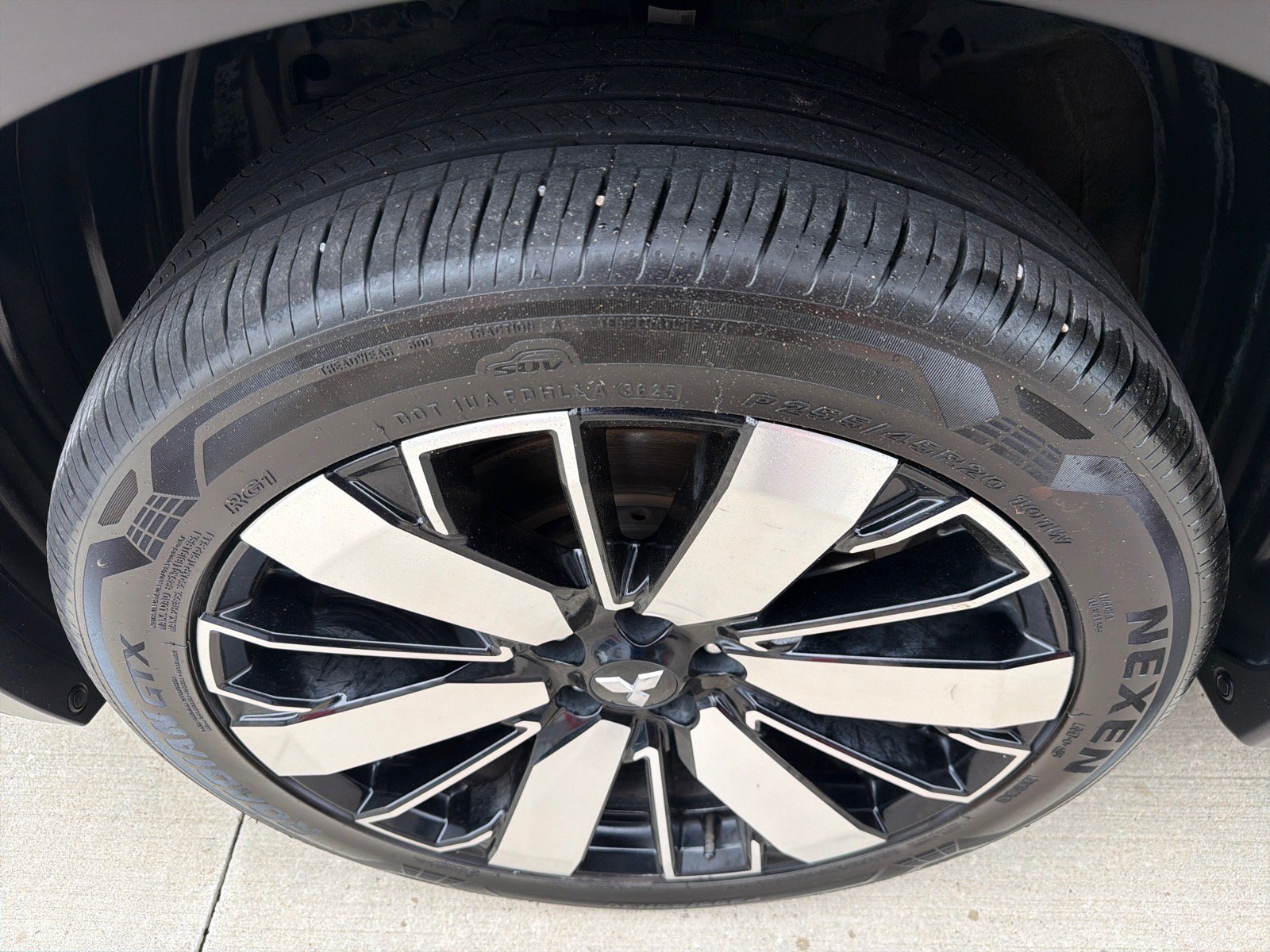 Used 2025 Mitsubishi Outlander SE AWD/4WD image 11