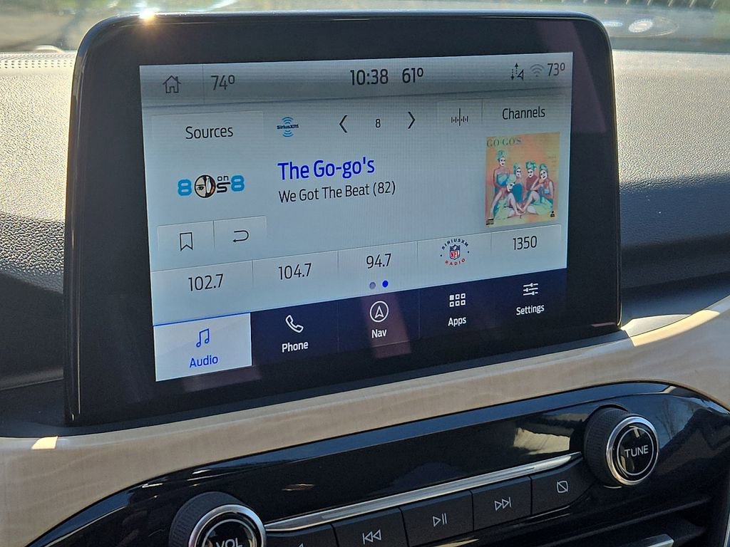 Used 2022 Ford Escape Titanium w/ Titanium Elite Package image 18