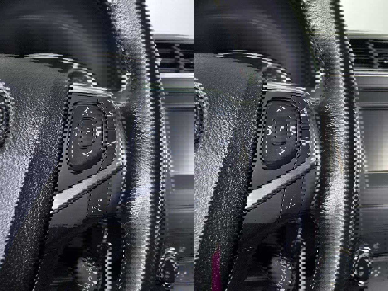 Used 2017 Toyota Camry SE image 26