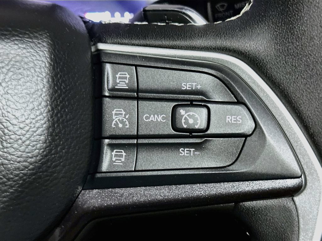 Certified 2023 Jeep Grand Cherokee Laredo AWD/4WD image 32