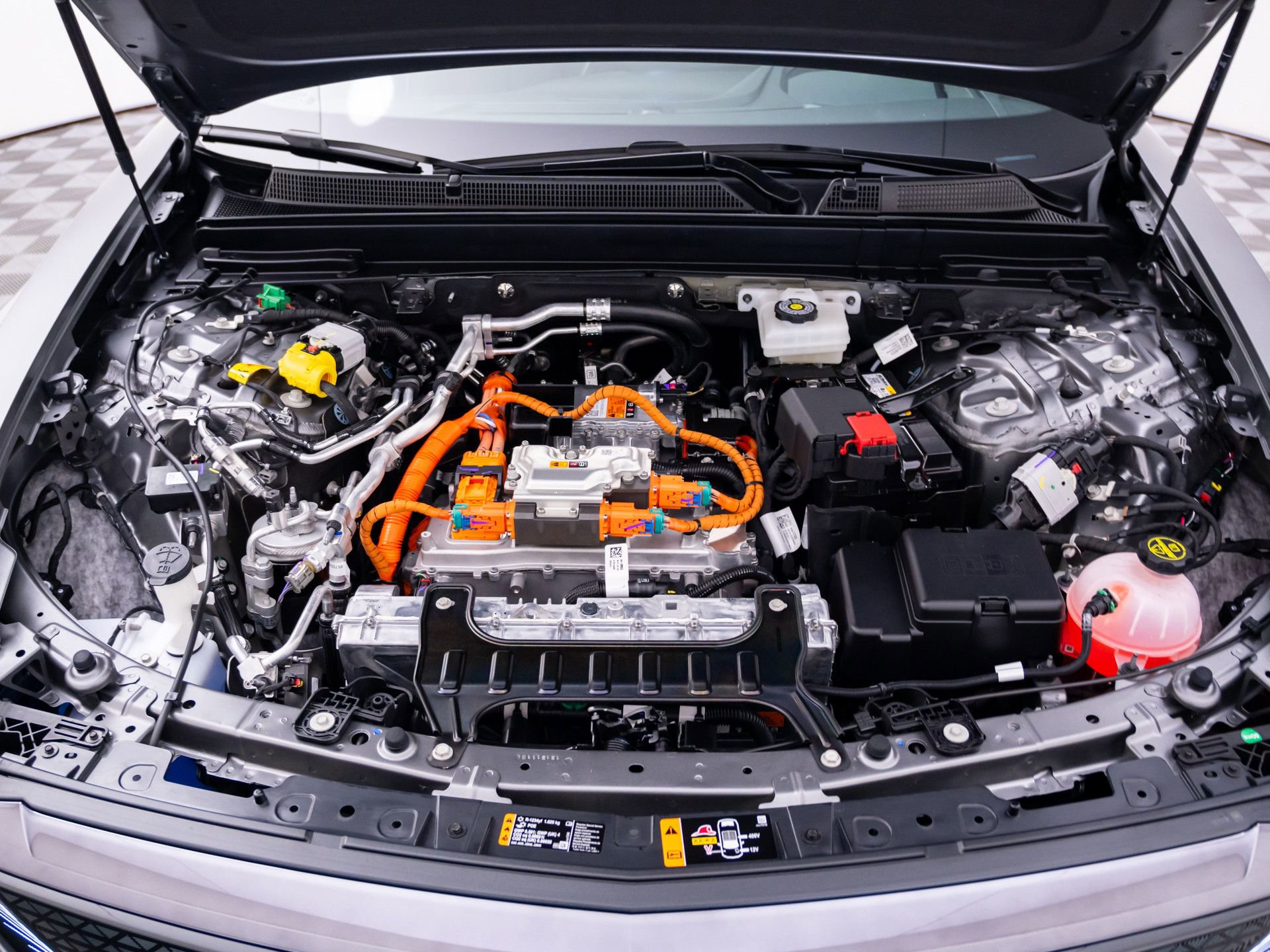 New 2026 Cadillac Lyriq V w/ LPO, Floor Liner Package AWD/4WD image 40