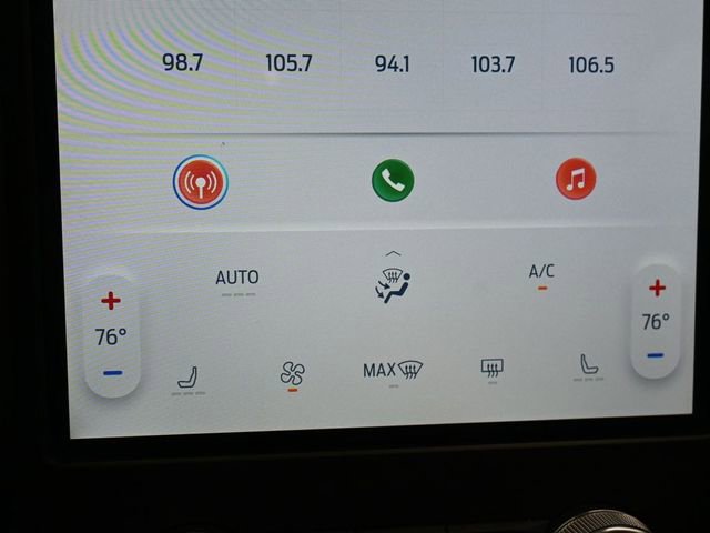 Certified 2022 Ford Edge SEL image 21