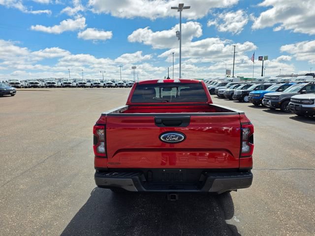 Used 2024 Ford Ranger Lariat w/ FX4 Off-Road Package image 8