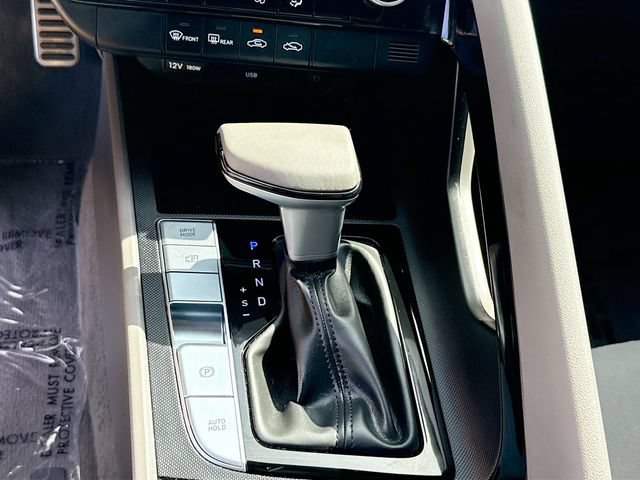 Certified 2025 Hyundai Elantra SEL FWD image 16