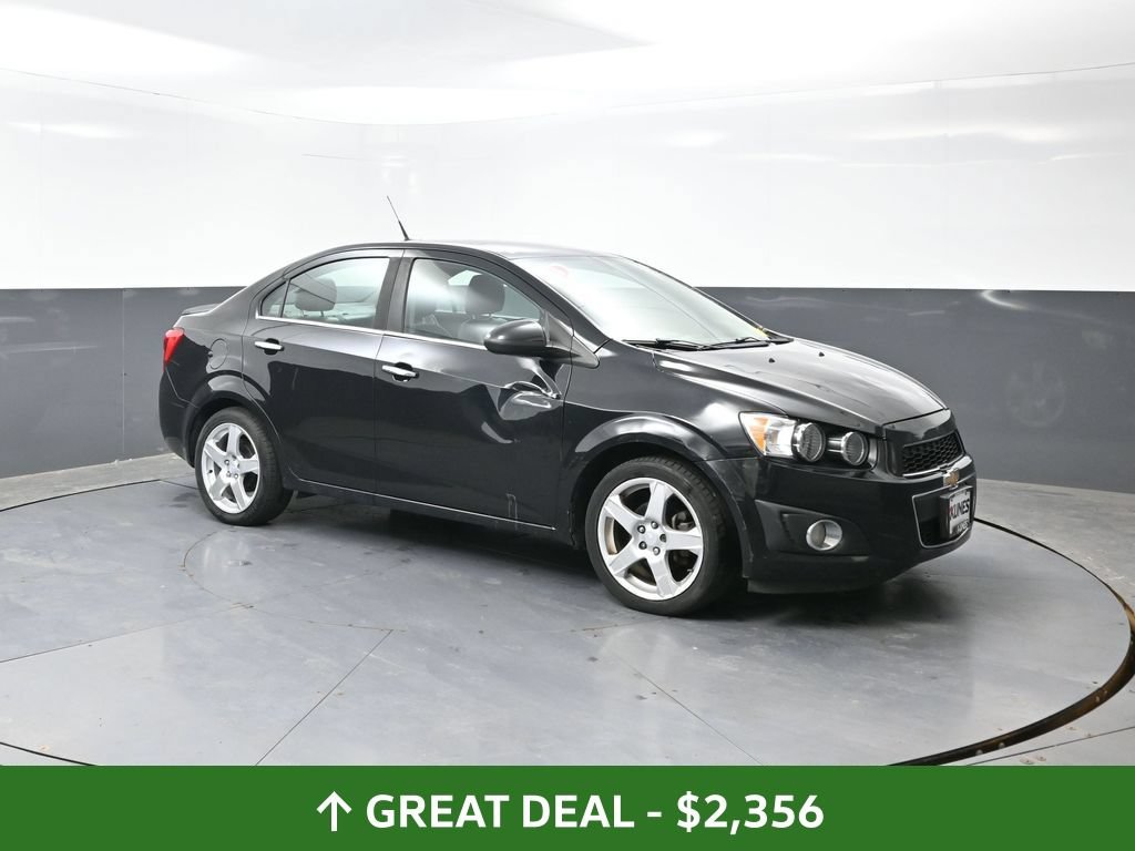 Used 2014 Chevrolet Sonic LTZ FWD image 3