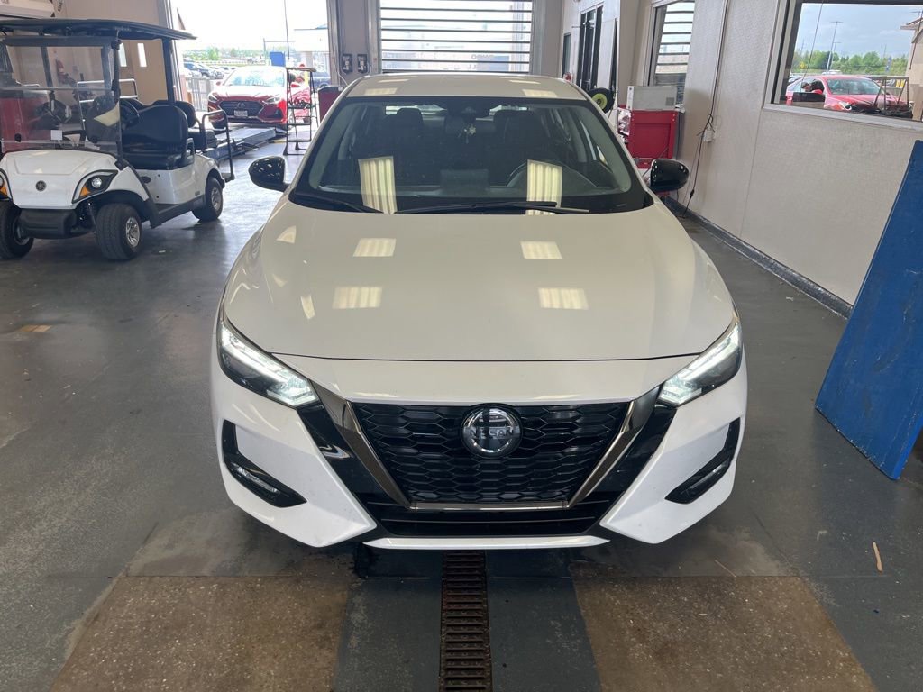 Used 2023 Nissan Sentra SR w/ Trunk Package image 8