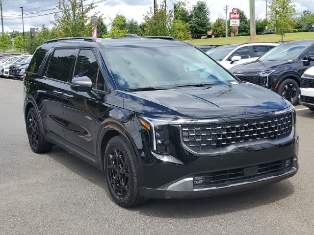 New 2027 Kia Carnival SX w/ Dark Edition Package FWD image 3