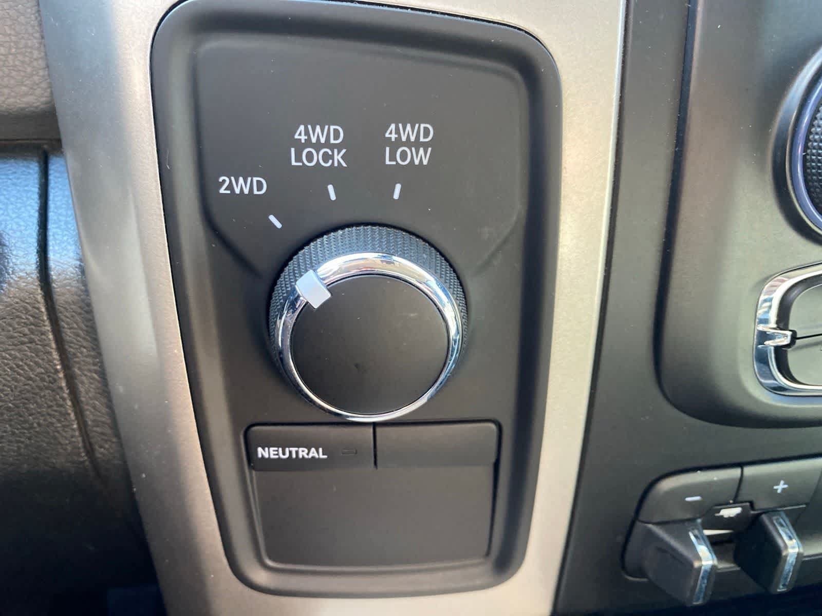Used 2016 RAM 2500 SLT w/ Protection Group AWD/4WD image 17