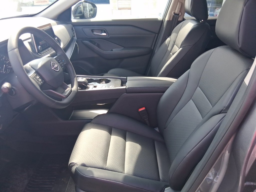 New 2026 Nissan Rogue SV image 23