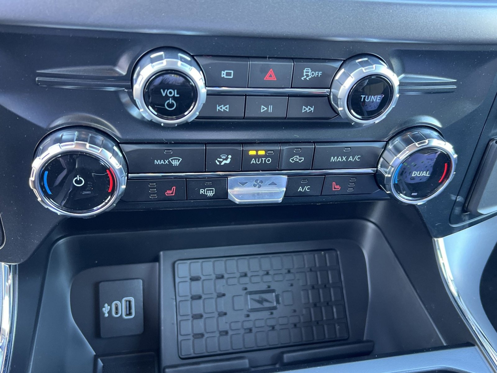 New 2025 Ford F150 XLT w/ Equipment Group 302A MID image 21