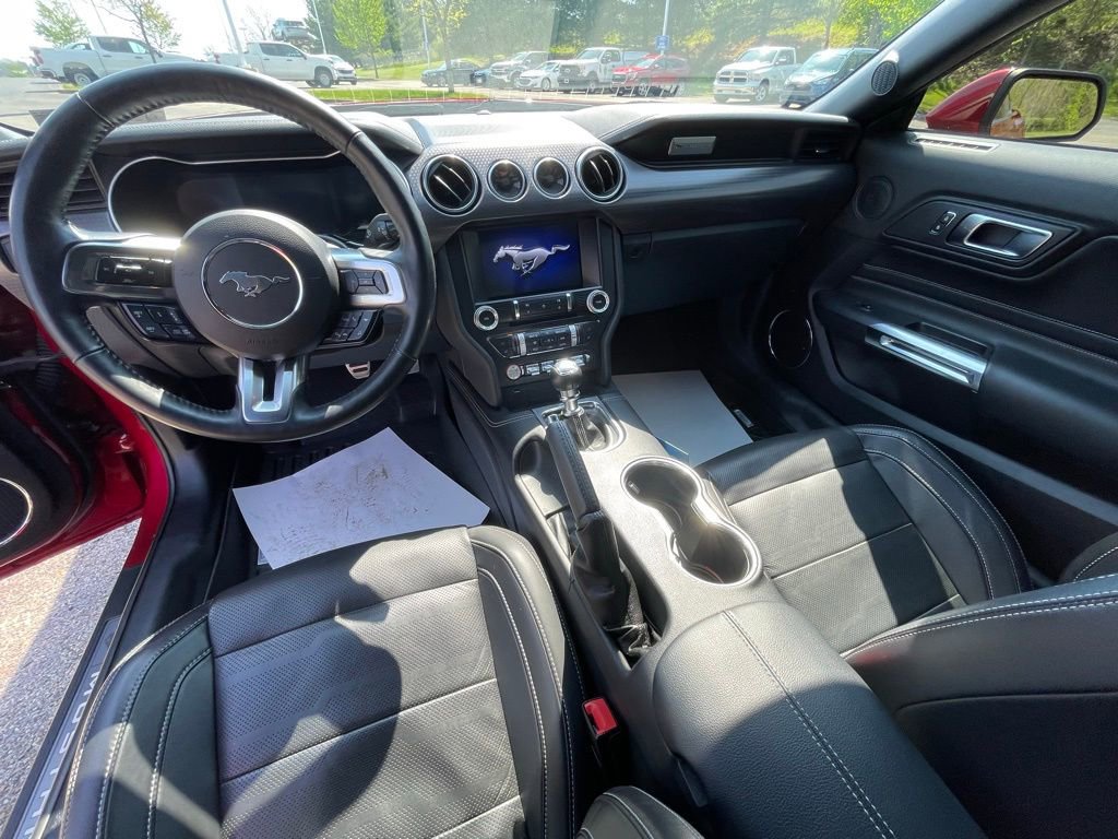 Used 2021 Ford Mustang GT Premium w/ GT Performance Package RWD image 19