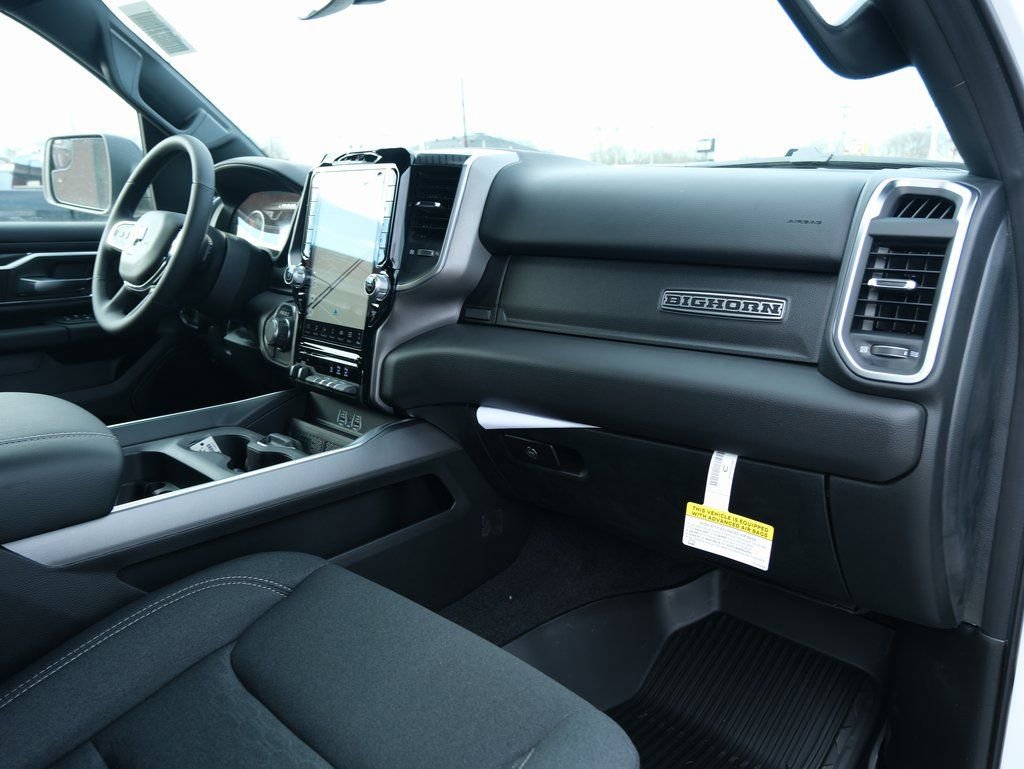 New 2026 RAM 1500 Big Horn AWD/4WD image 30