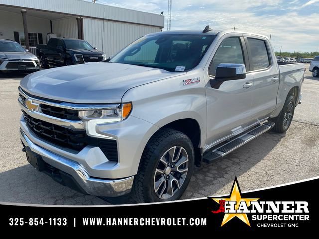 Used 2022 Chevrolet Silverado 1500 LT w/ Z71 Off-Road Package AWD/4WD image 1